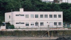 八戸支所 新庁舎 1971-現在（正面）